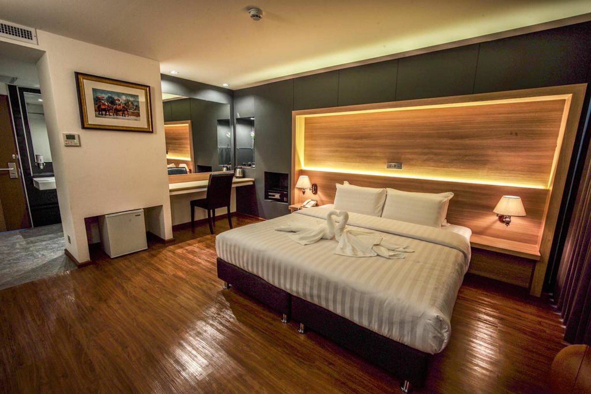 The Three Hat Yai Exterior foto